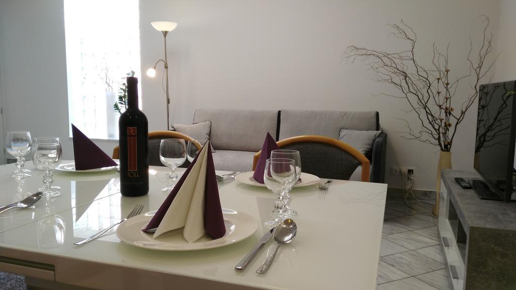 Апартаменты Fueredi Haz Apartman Шопрон Экстерьер фото